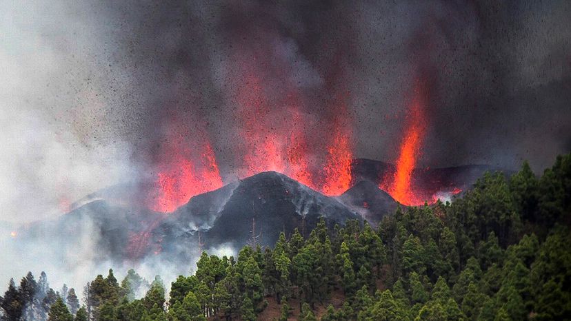 Após erupção do vulcão Cumbrevieja, foi descartada a possibilidade de um Tsunami.