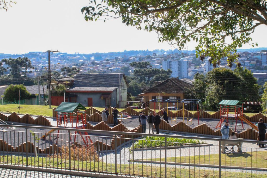 Prefeitura de Caxias revitaliza a Praça Raymundo Magnabosco