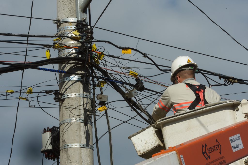 Operação de remoção e organização de fios será retomada nesta quinta-feira (10/08)